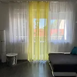 Apartament Jegmadar *